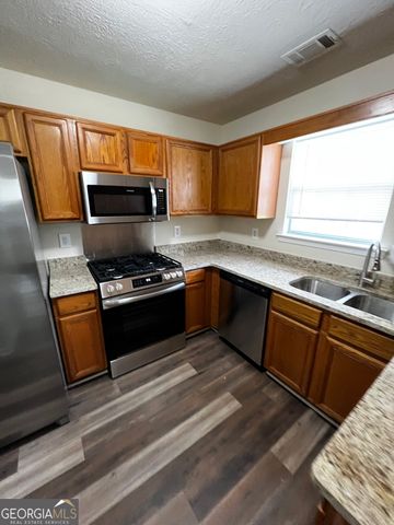 2360 Wellington Circle, Lithonia, GA 30058