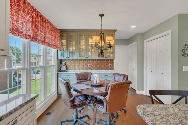 110 Stonehollow Way, Hendersonville, TN 37075