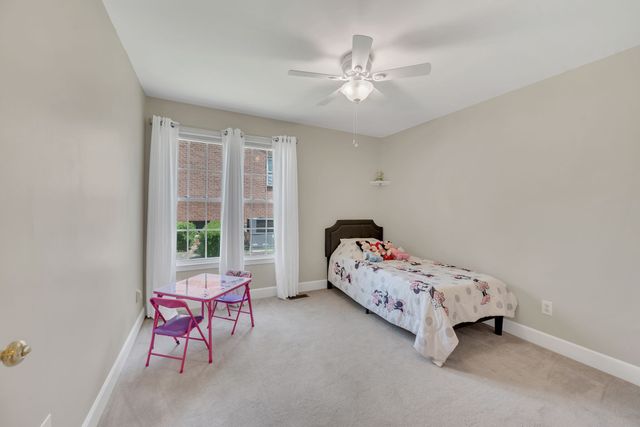 110 Stonehollow Way, Hendersonville, TN 37075