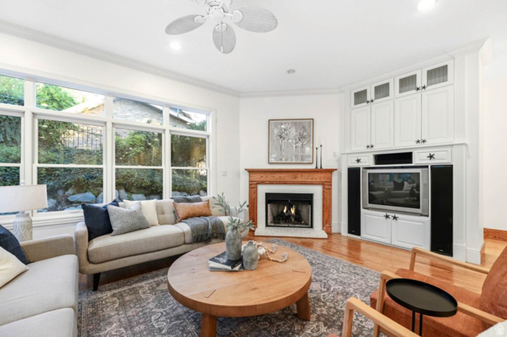 Image 12 of property listing at 2910 FOOTHILL DR, Provo, UT 84604