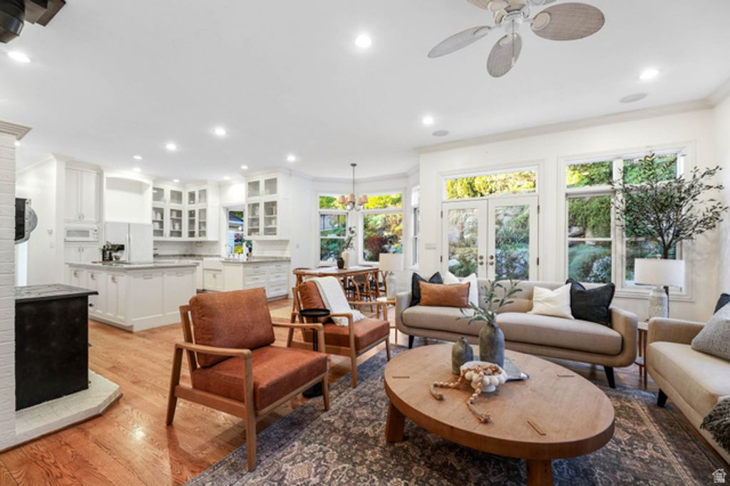 Image 14 of property listing at 2910 FOOTHILL DR, Provo, UT 84604