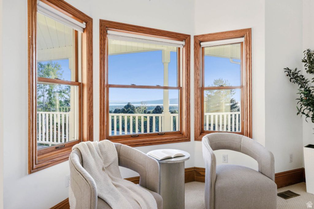 Image 32 of property listing at 2910 FOOTHILL DR, Provo, UT 84604