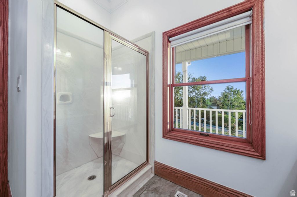 Image 34 of property listing at 2910 FOOTHILL DR, Provo, UT 84604