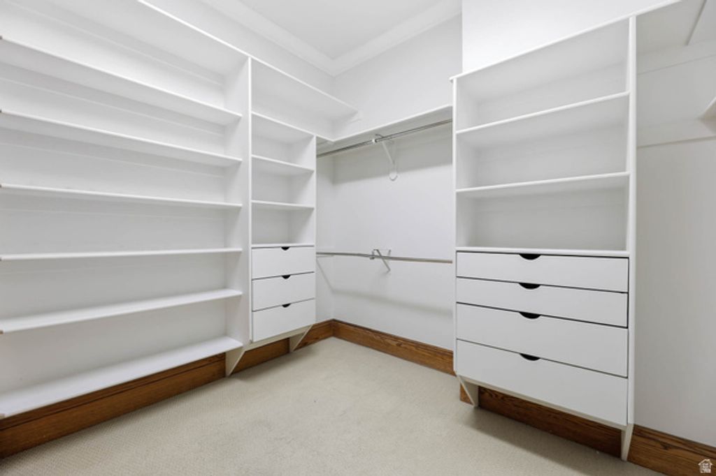 Image 36 of property listing at 2910 FOOTHILL DR, Provo, UT 84604