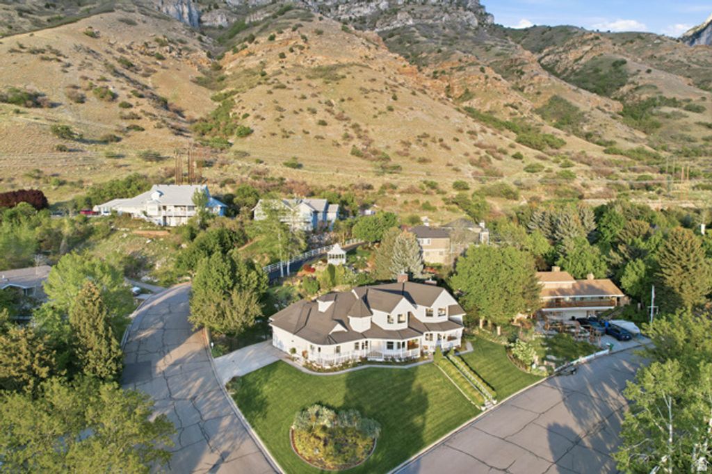 Image 66 of property listing at 2910 FOOTHILL DR, Provo, UT 84604