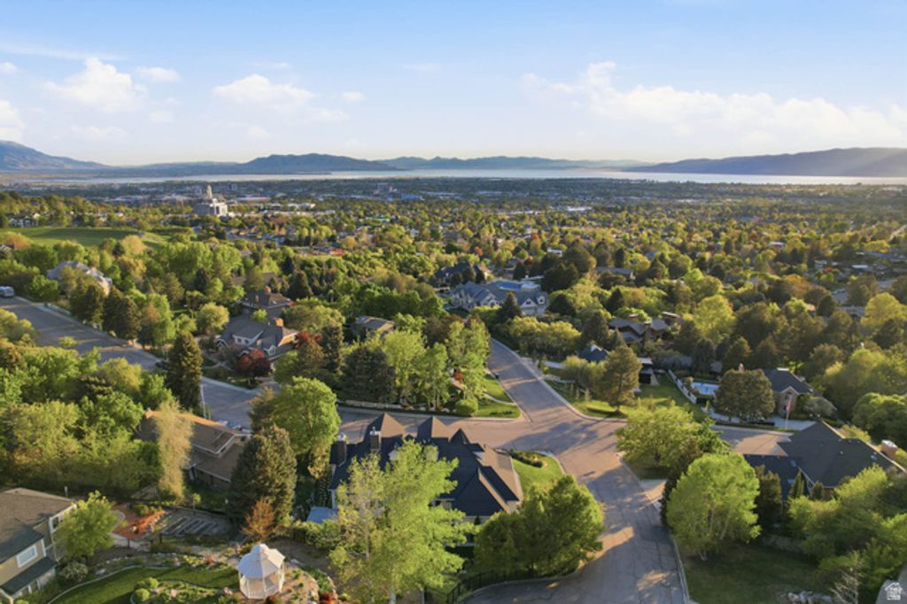 Image 68 of property listing at 2910 FOOTHILL DR, Provo, UT 84604