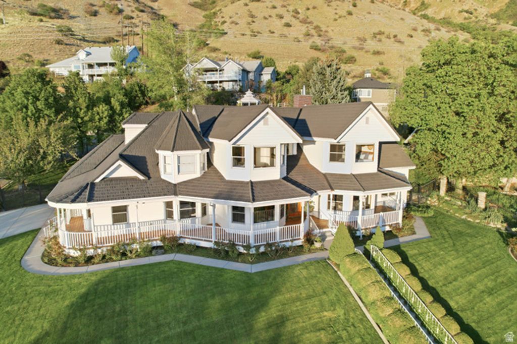 Image 72 of property listing at 2910 FOOTHILL DR, Provo, UT 84604