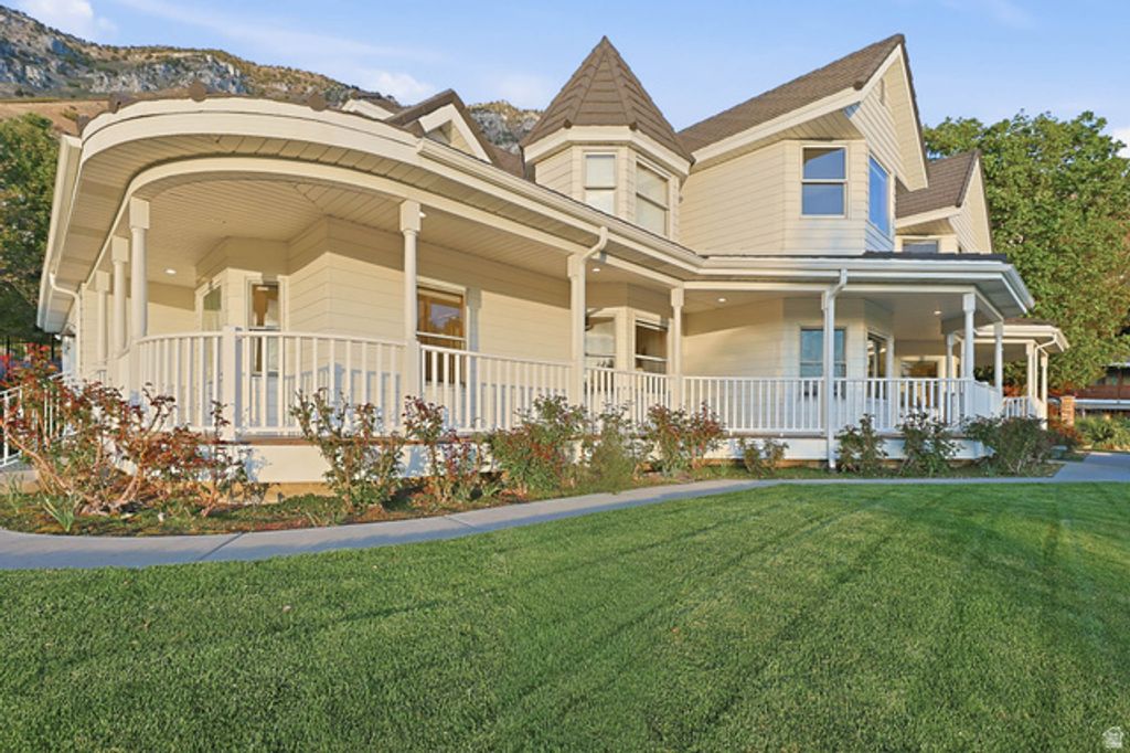 Image 78 of property listing at 2910 FOOTHILL DR, Provo, UT 84604