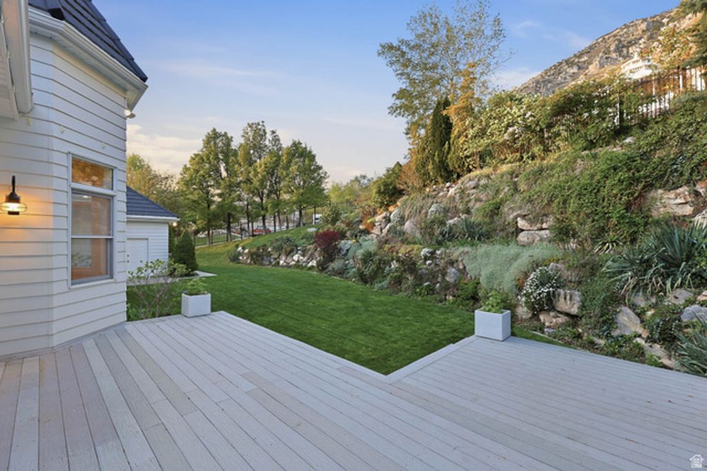 Image 86 of property listing at 2910 FOOTHILL DR, Provo, UT 84604