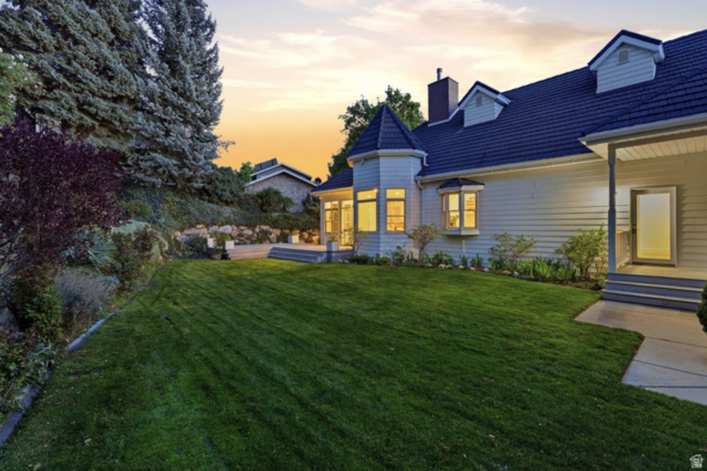 Image 91 of property listing at 2910 FOOTHILL DR, Provo, UT 84604