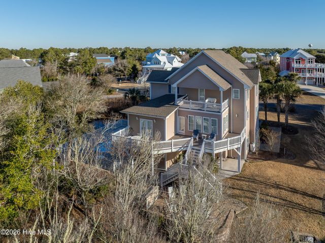 205 Aberlady Bay, Emerald Isle, NC 28594