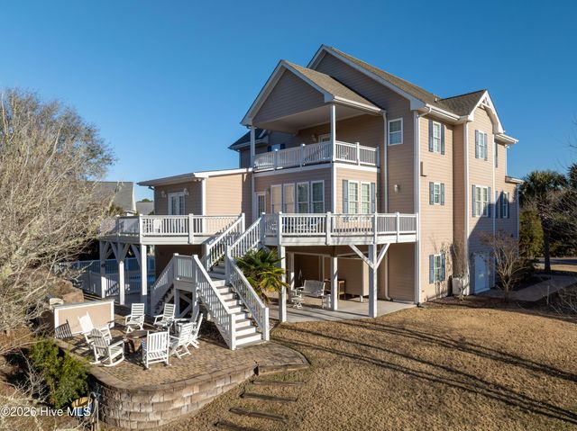 205 Aberlady Bay, Emerald Isle, NC 28594