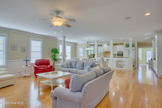 205 Aberlady Bay, Emerald Isle, NC 28594