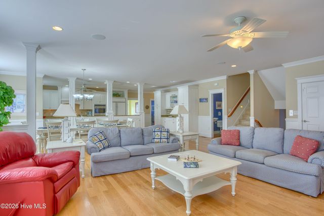 205 Aberlady Bay, Emerald Isle, NC 28594