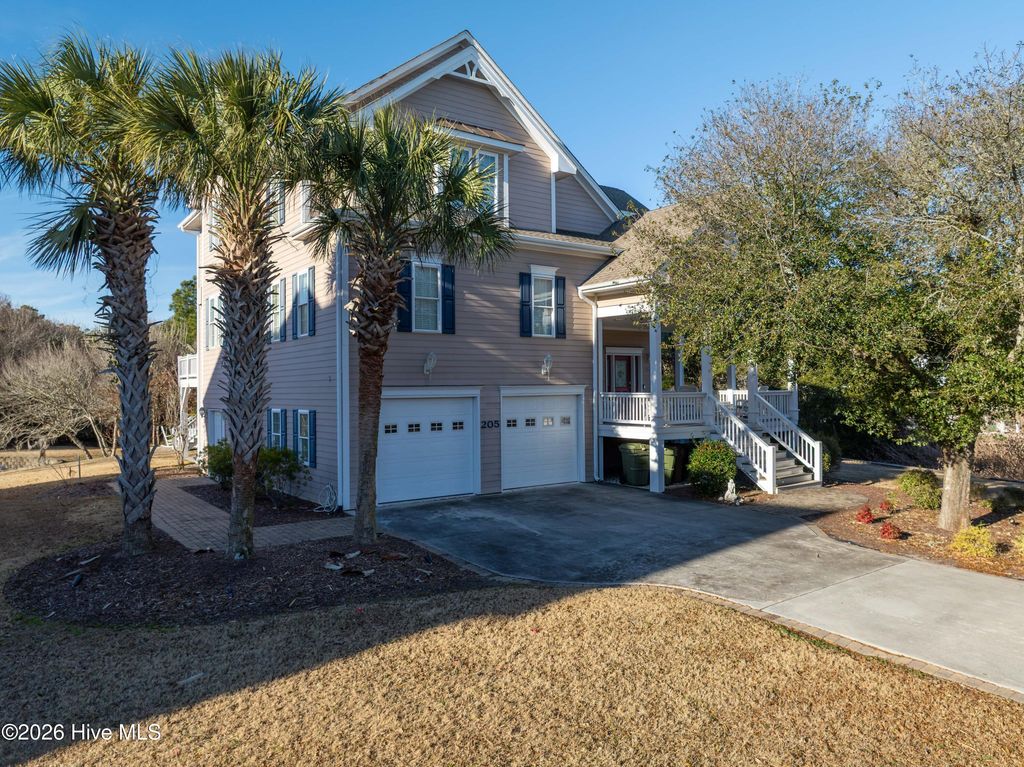205 Aberlady Bay, Emerald Isle, NC 28594