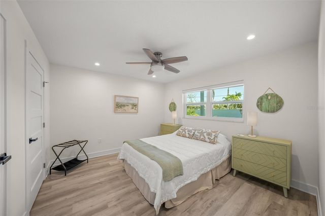 8560 HERON LAGOON CIRCLE, Sarasota, FL 34242