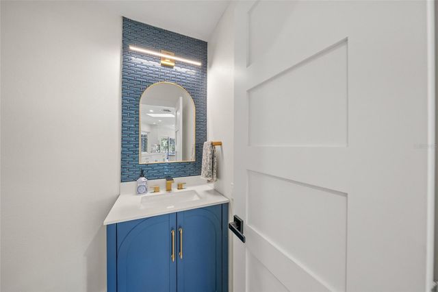 8560 HERON LAGOON CIRCLE, Sarasota, FL 34242