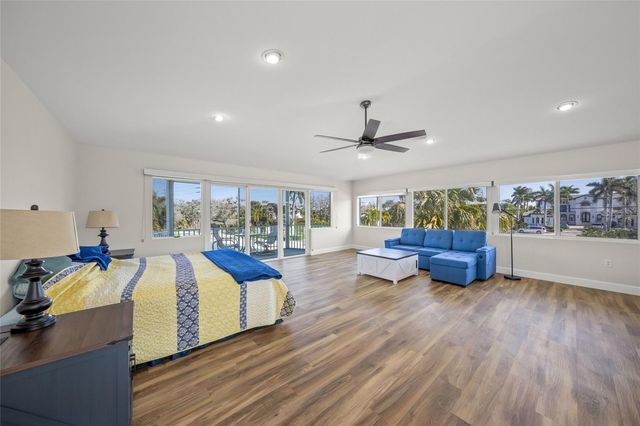 8560 HERON LAGOON CIRCLE, Sarasota, FL 34242