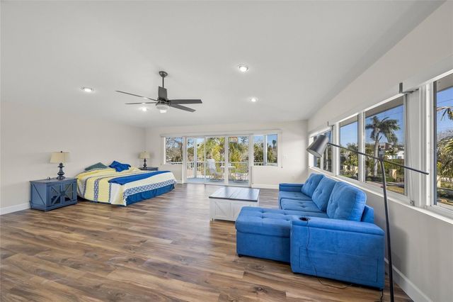 8560 HERON LAGOON CIRCLE, Sarasota, FL 34242