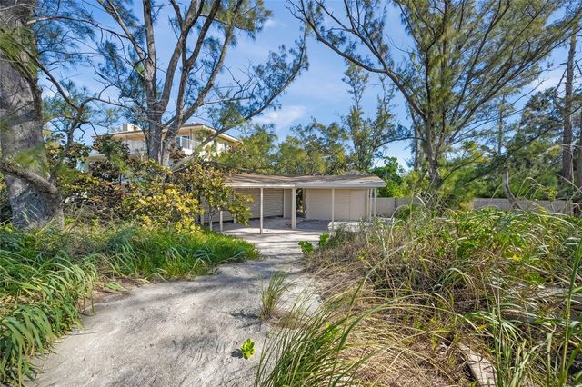 8560 HERON LAGOON CIRCLE, Sarasota, FL 34242