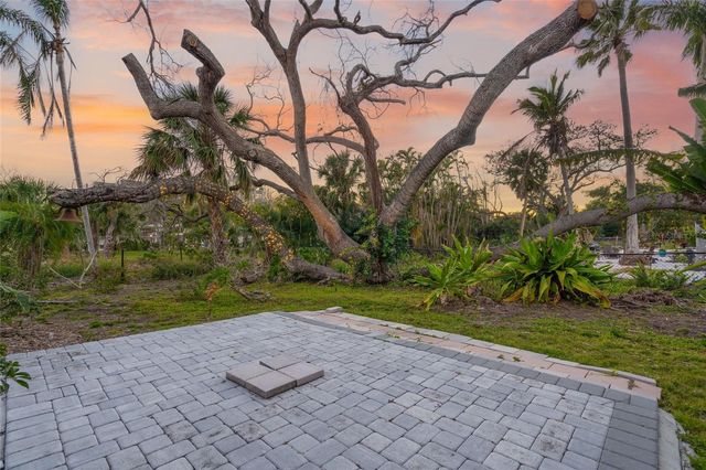 8560 HERON LAGOON CIRCLE, Sarasota, FL 34242