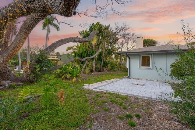 8560 HERON LAGOON CIRCLE, Sarasota, FL 34242