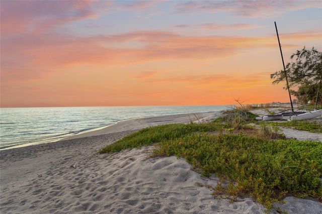 8560 HERON LAGOON CIRCLE, Sarasota, FL 34242