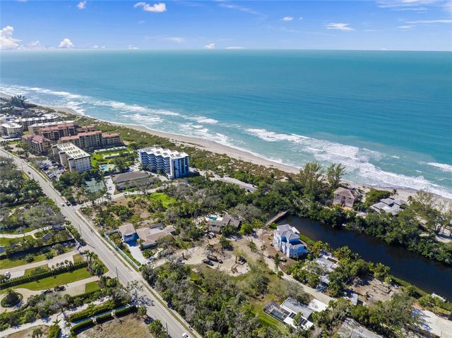 8560 HERON LAGOON CIRCLE, Sarasota, FL 34242