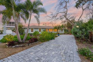 8560 HERON LAGOON CIRCLE, Sarasota, FL 34242