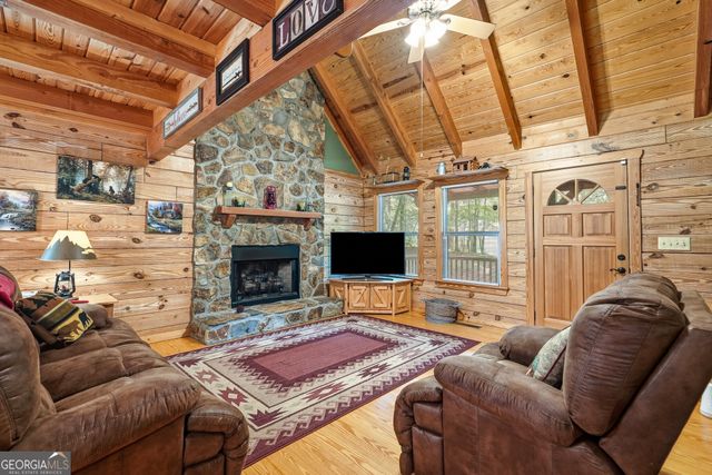 114 Rockingham Way, Ellijay, GA 30540