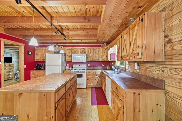 114 Rockingham Way, Ellijay, GA 30540