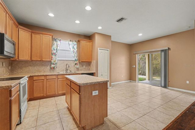 11941 PALM BAY COURT, New Port Richey, FL 34654