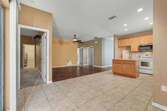 11941 PALM BAY COURT, New Port Richey, FL 34654