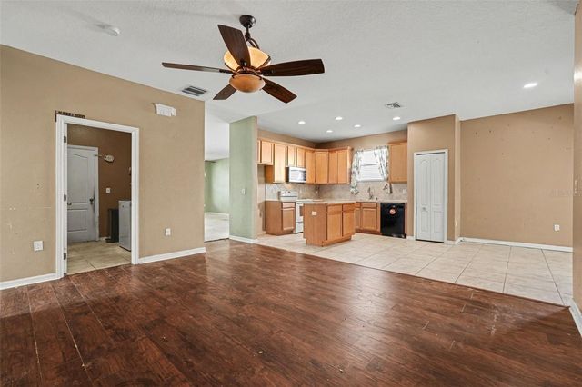 11941 PALM BAY COURT, New Port Richey, FL 34654