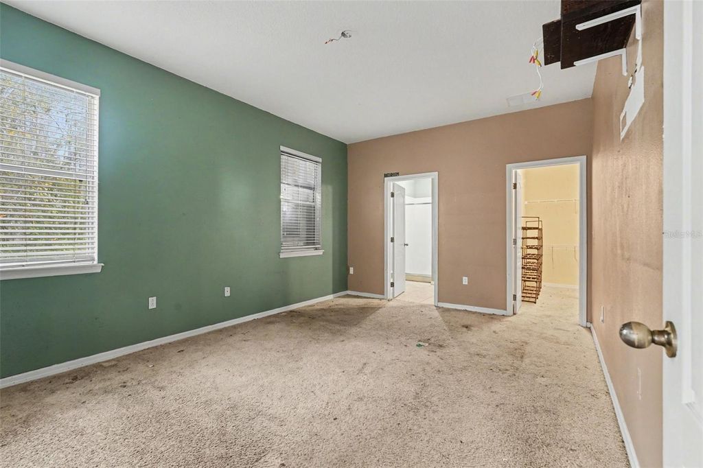 Image 27 of property listing at 11941 PALM BAY COURT, New Port Richey, FL 34654