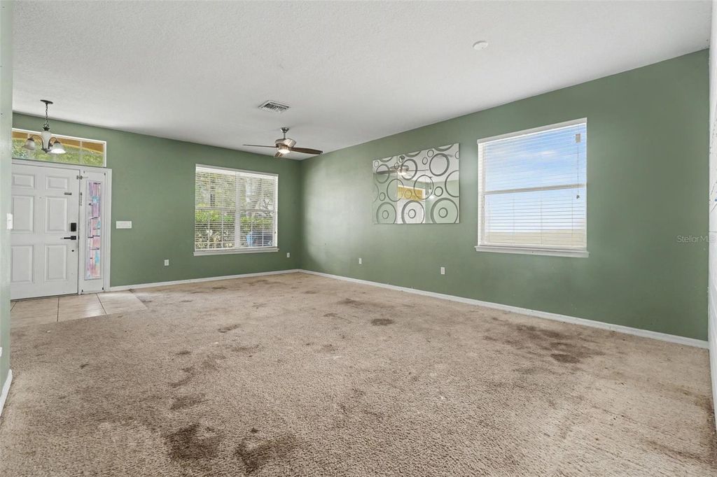 Image 9 of property listing at 11941 PALM BAY COURT, New Port Richey, FL 34654