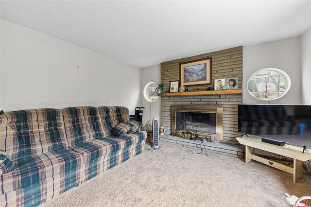 245 Clover Drive, Monroeville, PA 15146