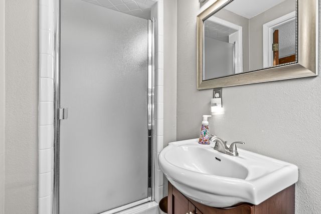 3134 Normil Terrace, Medford, OR 97504