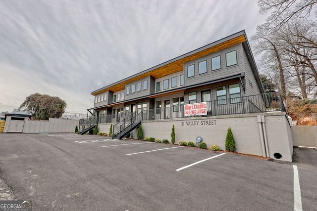 21 Valley Street 1, Clayton, GA 30525