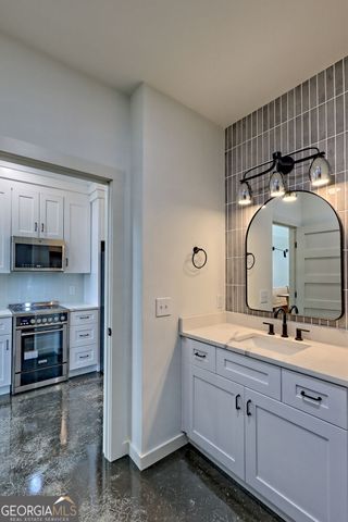 21 Valley Street 1, Clayton, GA 30525