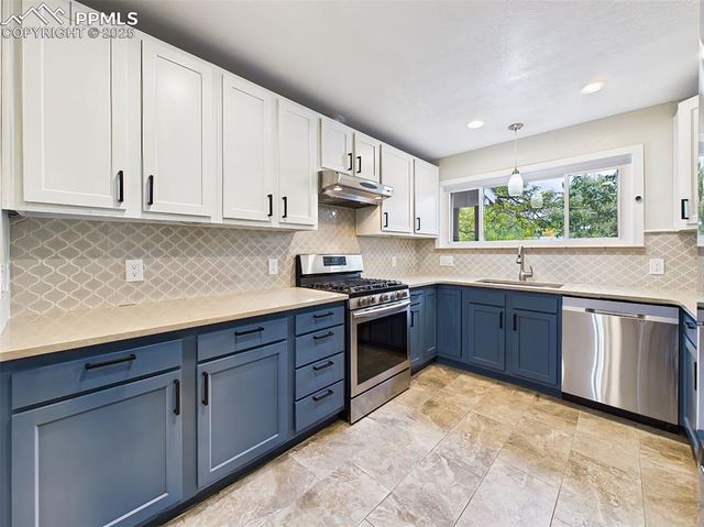 1107 Parkview Boulevard, Colorado Springs, CO 80905