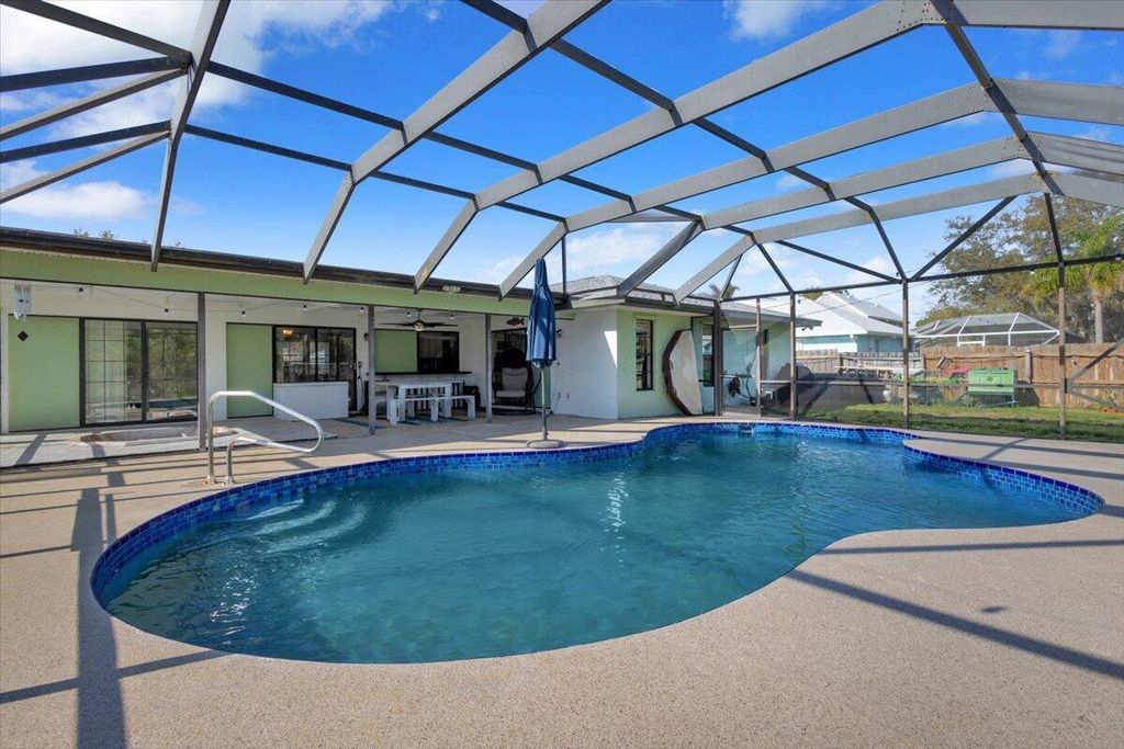 879 SE Carnival Avenue, Port St. Lucie, Port St Lucie, FL 34983