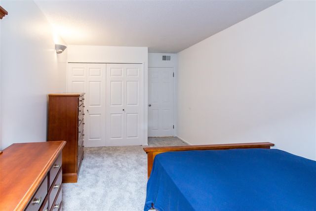 1809 Independence Boulevard 15B, Ann Arbor, MI 48104
