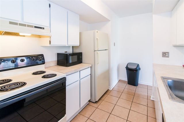 1809 Independence Boulevard 15B, Ann Arbor, MI 48104