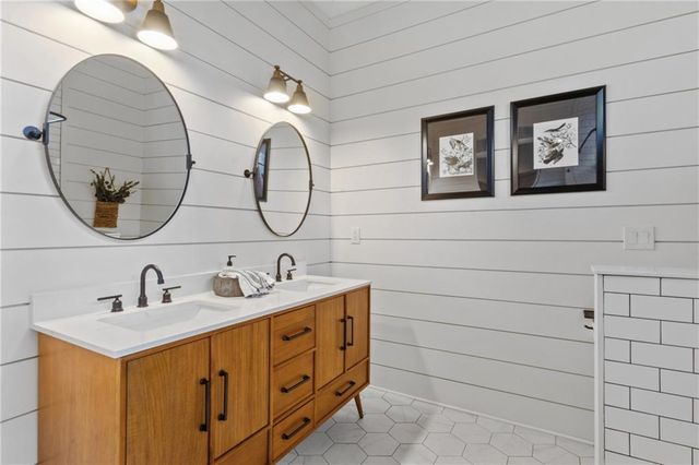 5536 Dockside Ovlk, Gainesville, GA 30506