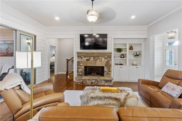 5536 Dockside Ovlk, Gainesville, GA 30506