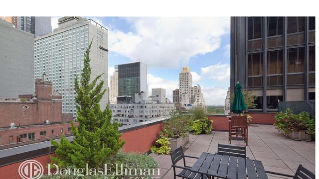 77 W 55th St Apt 12K, New York City, NY 10019