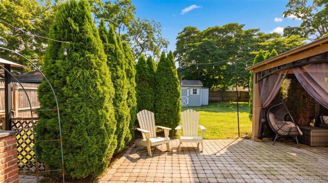 27 Wood Avenue, Patchogue, NY 11772
