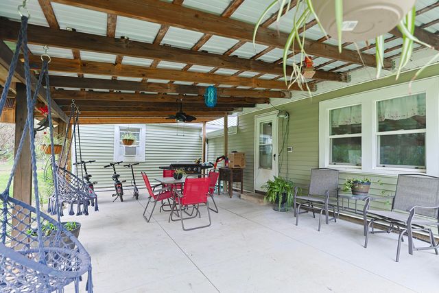 2538 S 3rd Street, Niles, MI 49120
