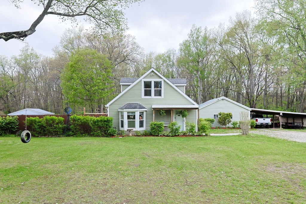 2538 S 3rd Street, Niles, MI 49120